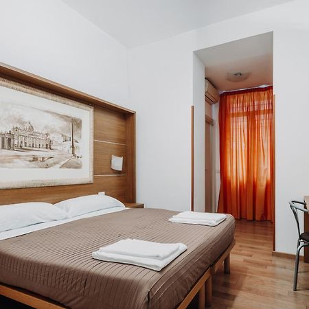 B&B Relax โรม ภายนอก รูปภาพ